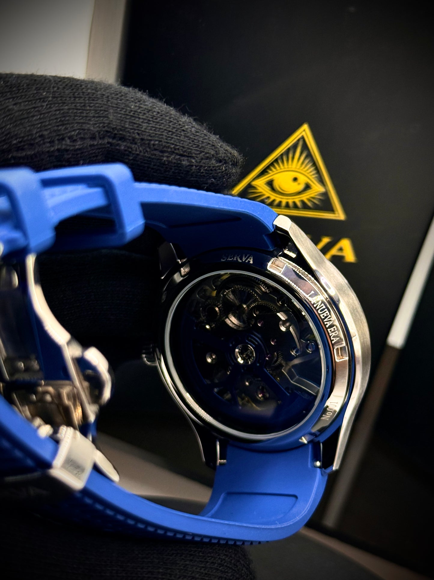 Serva® Neptune Blue – Automatic