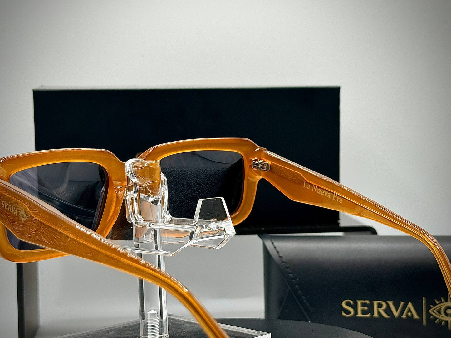 SERVA Monaco Orange Edition