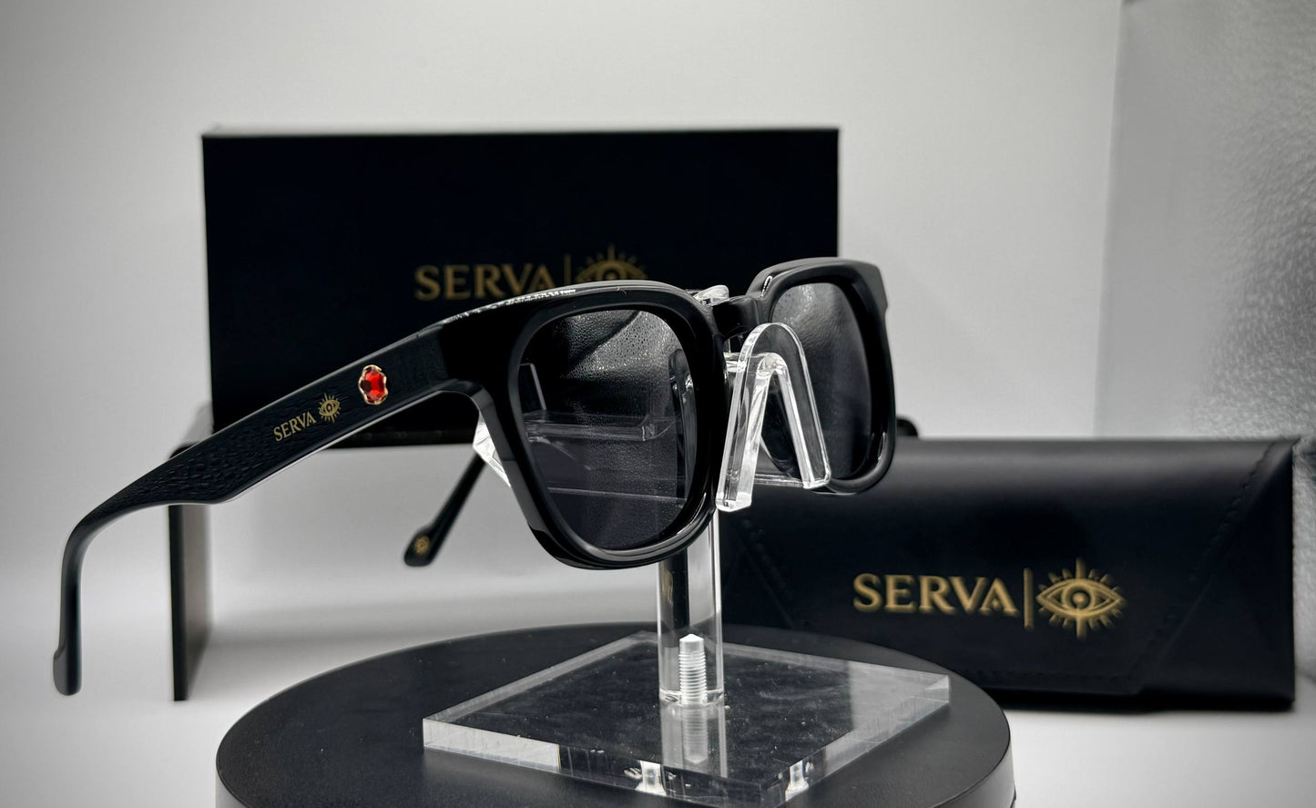 SERVA Legend