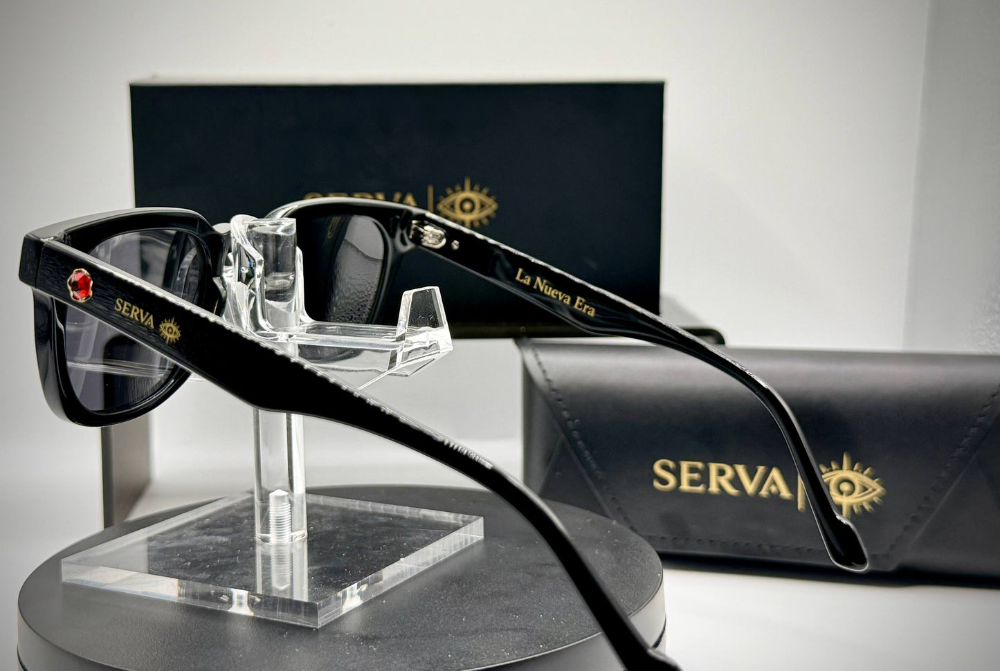 SERVA Legend