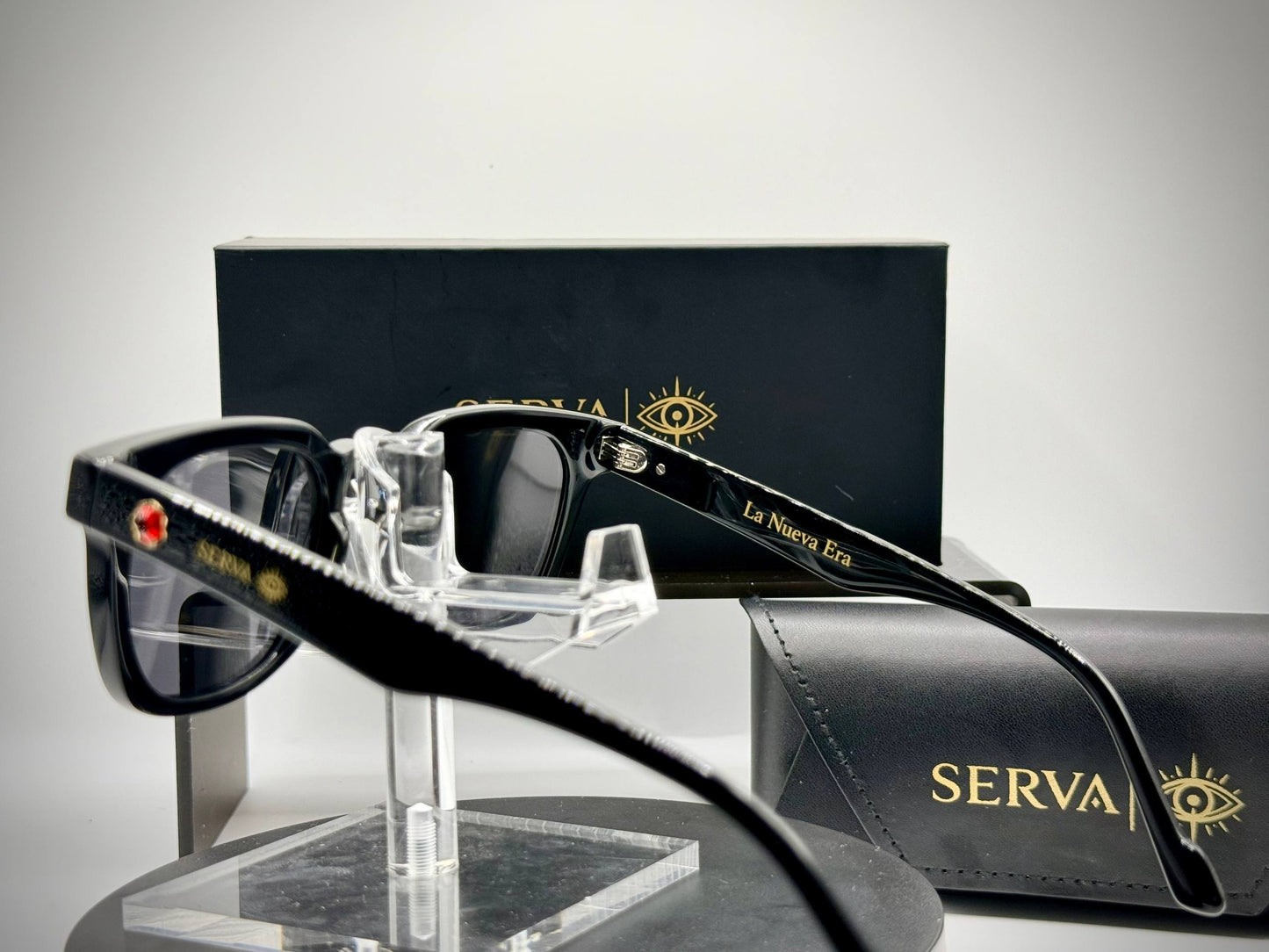 SERVA Legend