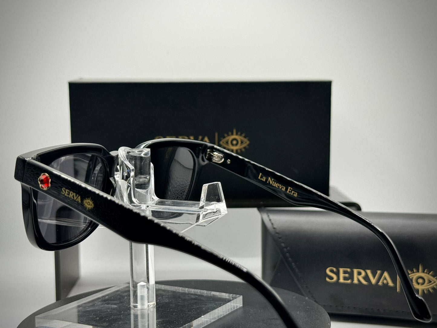 SERVA Legend