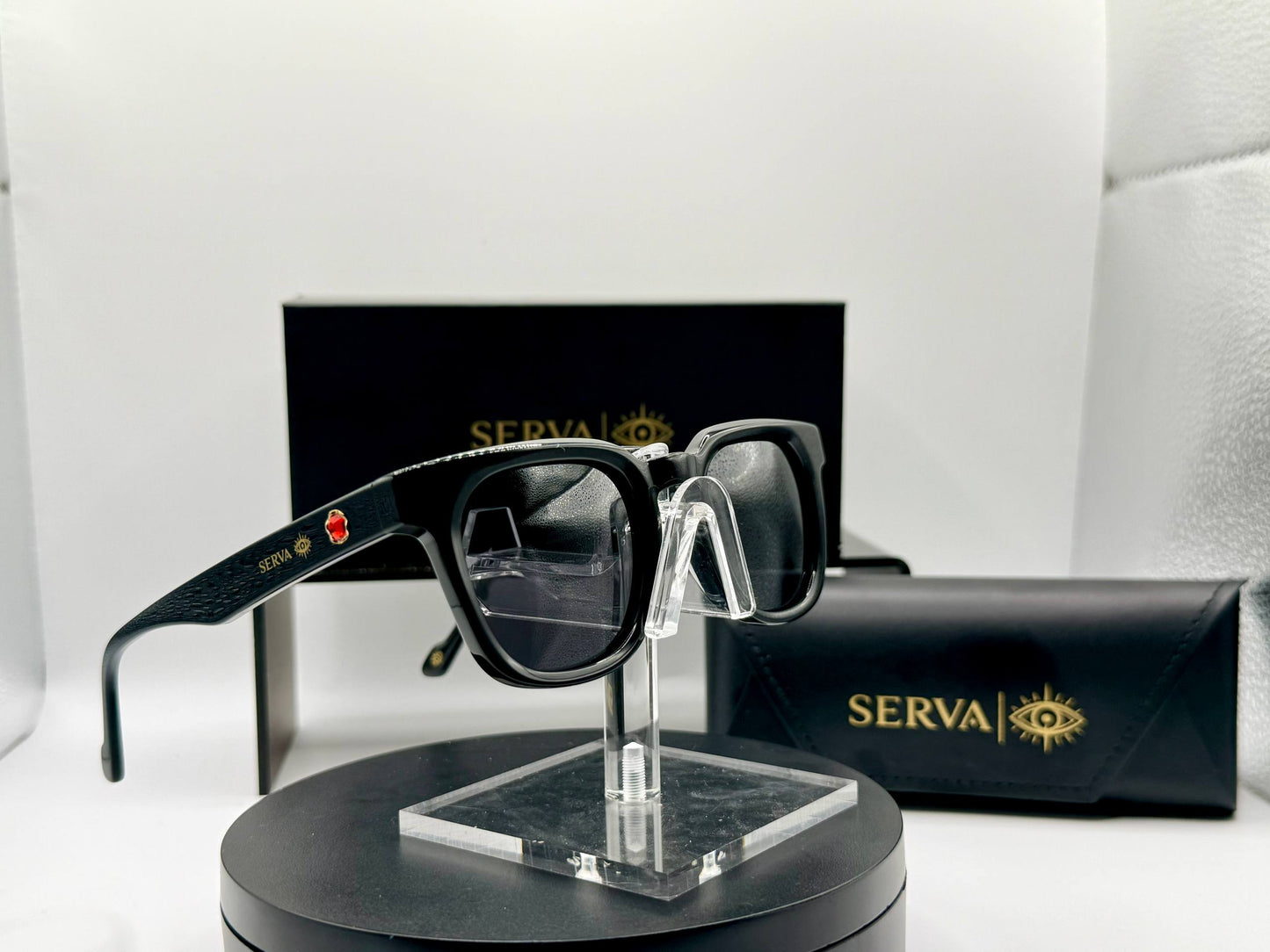 SERVA Legend