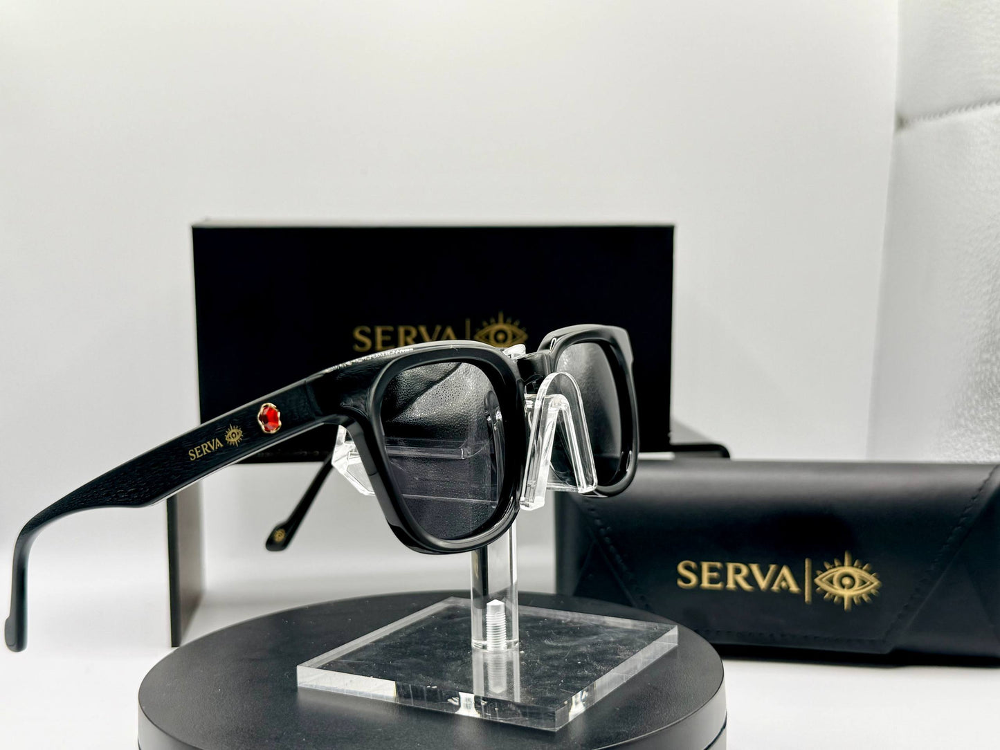SERVA Legend