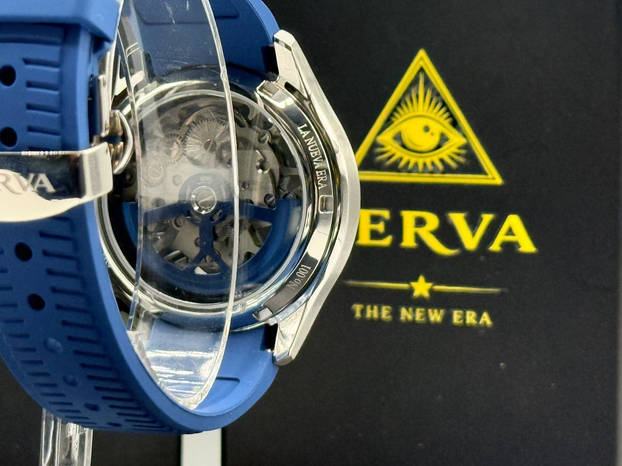 Serva® Neptune Blue – Automatic
